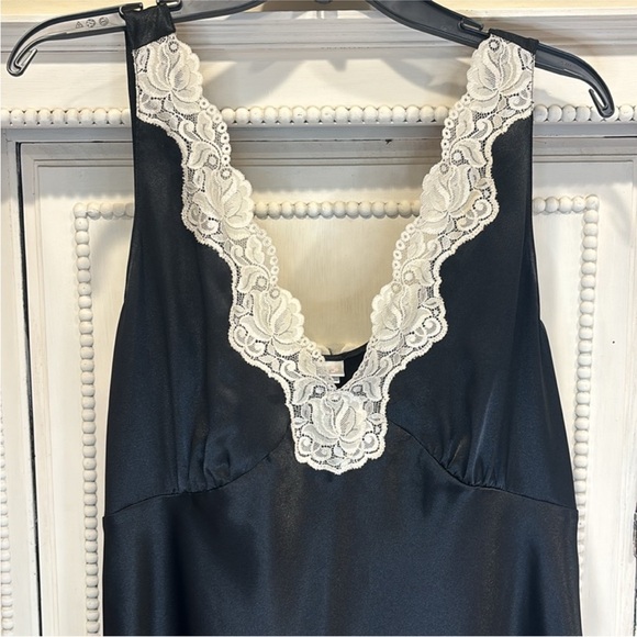 Vintage Etonne Sarah Richard’s BLACK SATIN LACE SLIP MIDI DRESS NIGHTIE SZ 18/20 - Picture 2 of 9